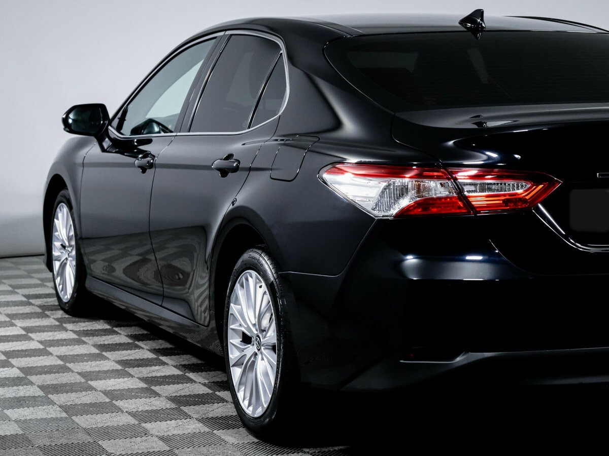 Toyota Camry 2019 года с пробегом. Фото: #17