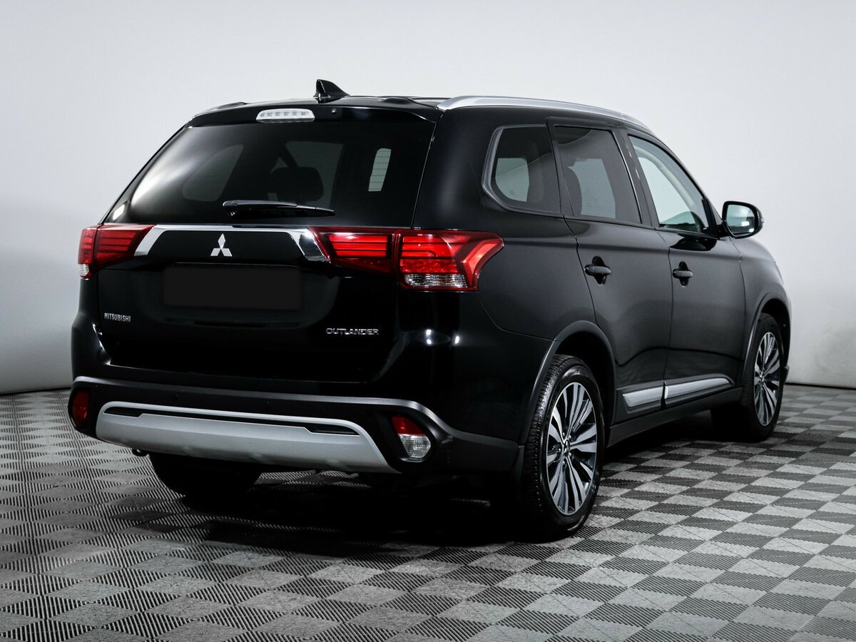 Mitsubishi Outlander 2019 года с пробегом. Фото: #4