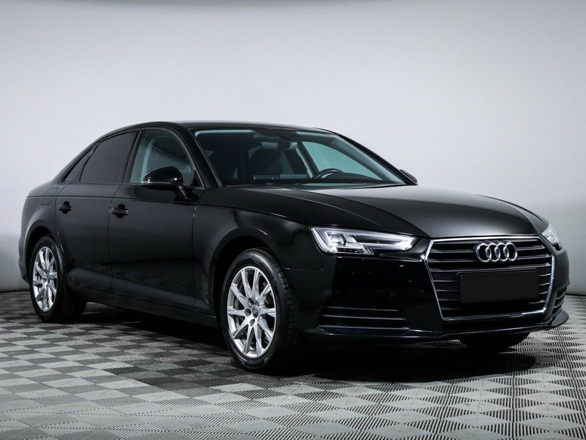 Audi A4 2019 года с пробегом. Фото: #2