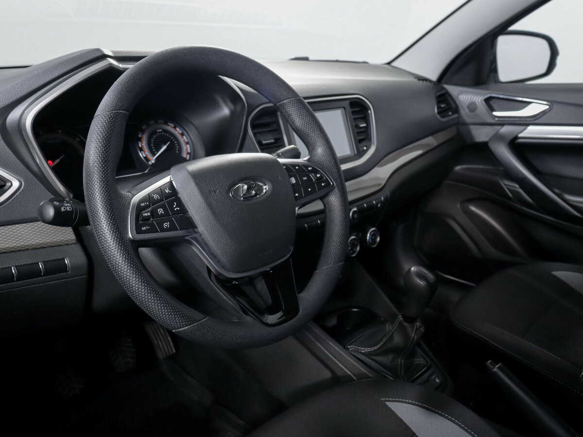 Lada (ВАЗ) Vesta 2023 года с пробегом. Фото: #10