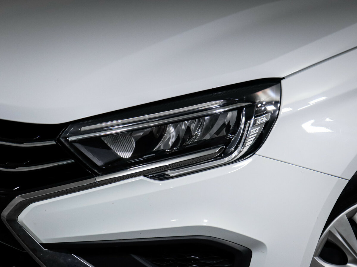 Lada (ВАЗ) Vesta 2023 года с пробегом. Фото: #12