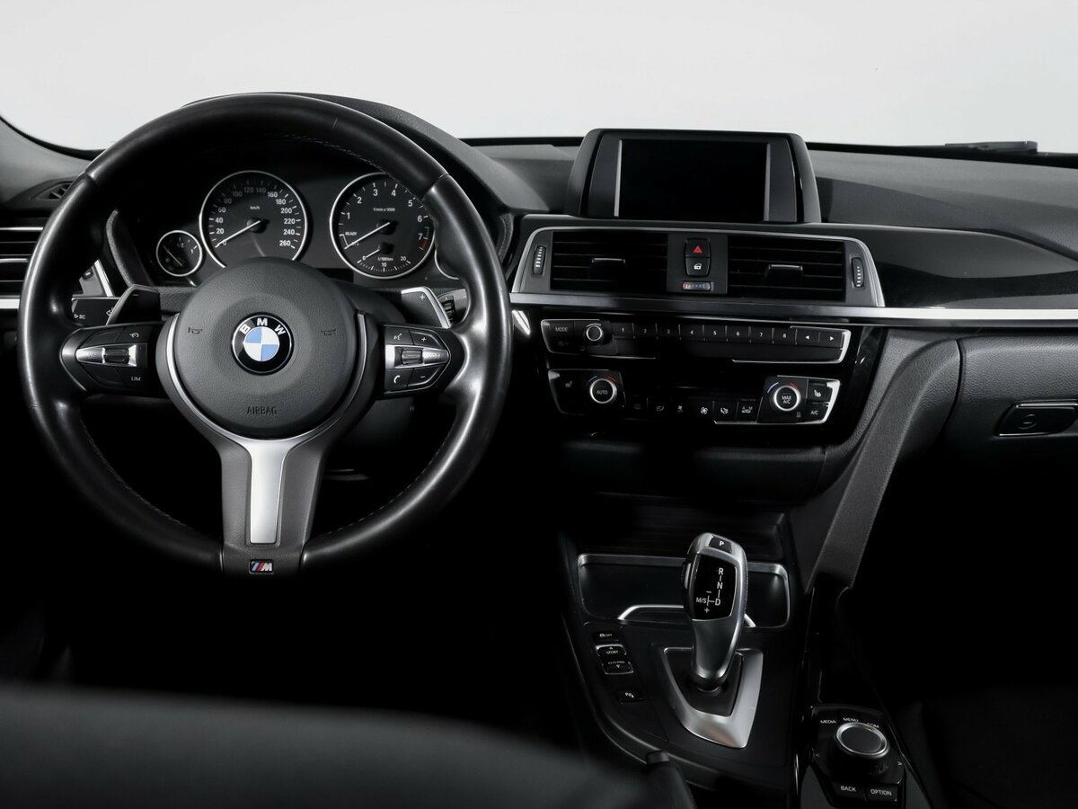 BMW 3 серии 2018 года с пробегом. Фото: #9