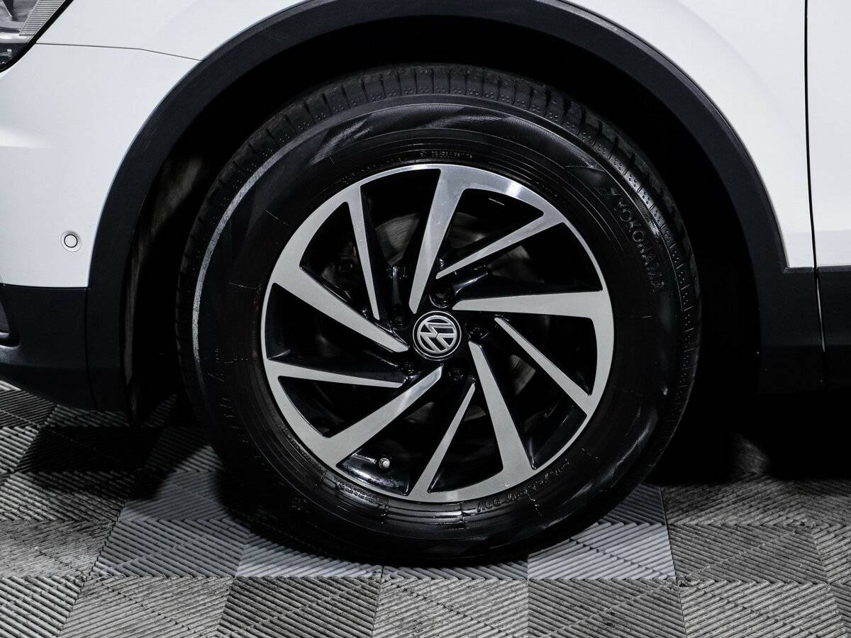 Volkswagen Tiguan 2018 года с пробегом. Фото: #13