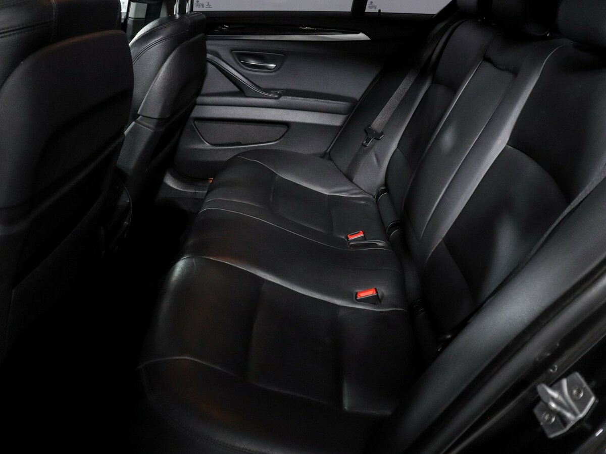 BMW 5 серии 2014 года с пробегом. Фото: #7