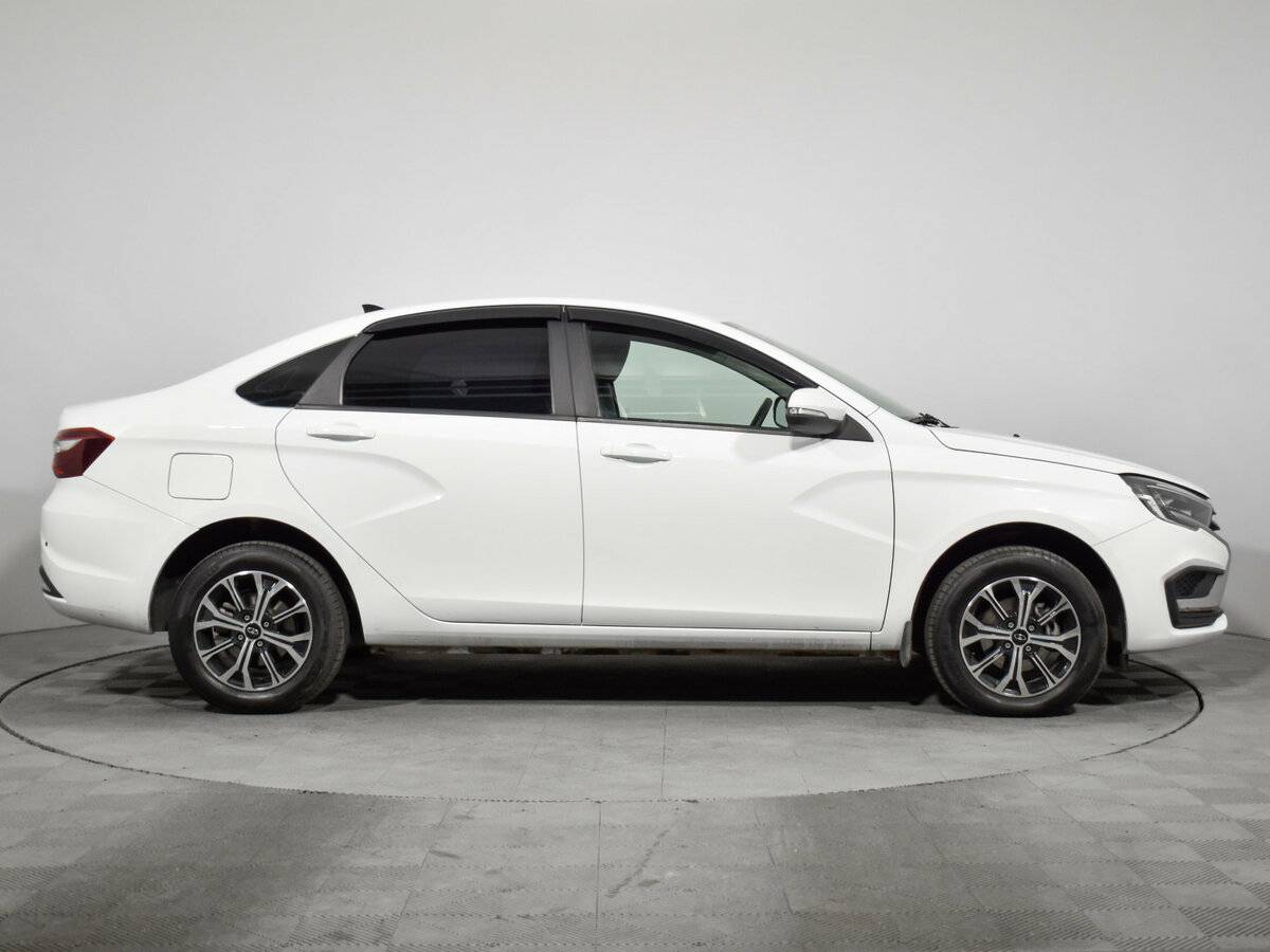 Lada (ВАЗ) Vesta 2023 года с пробегом. Фото: #3