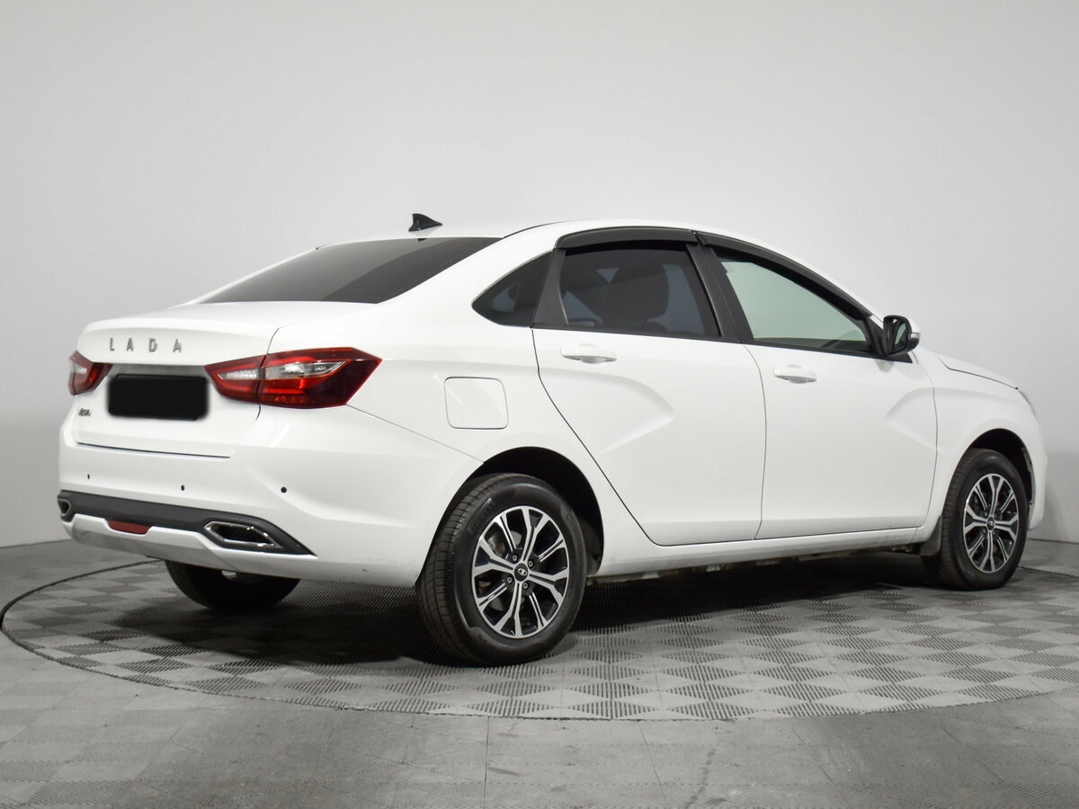 Lada (ВАЗ) Vesta 2023 года с пробегом. Фото: #4