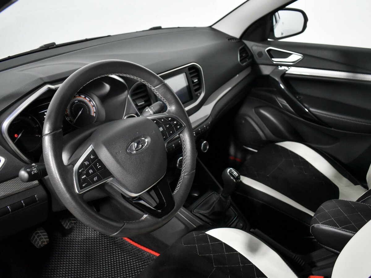 Lada (ВАЗ) Vesta 2023 года с пробегом. Фото: #8