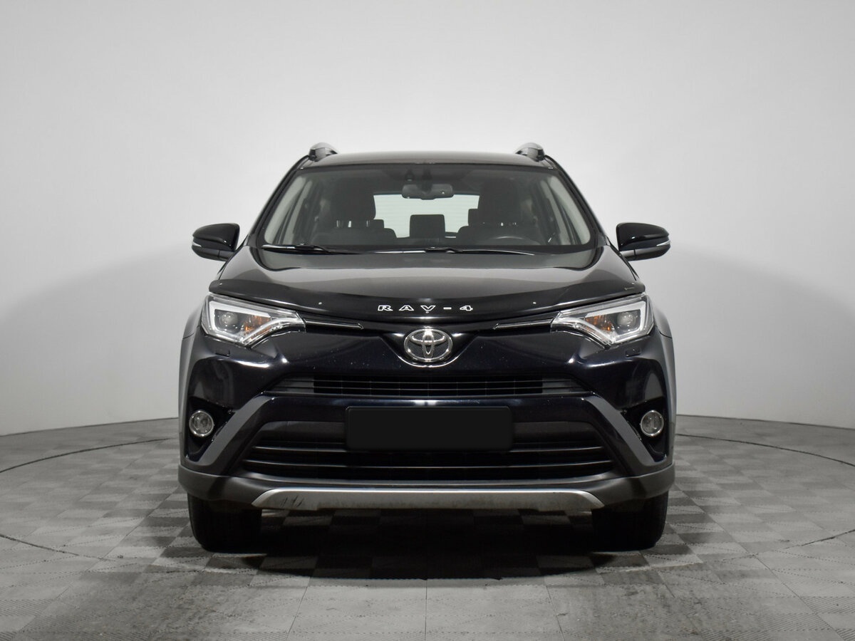 Toyota RAV4 2018 года с пробегом. Фото: #1