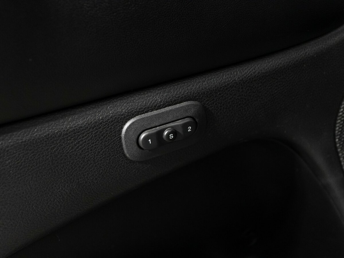 Jeep Grand Cherokee 2015 года с пробегом. Фото: #16