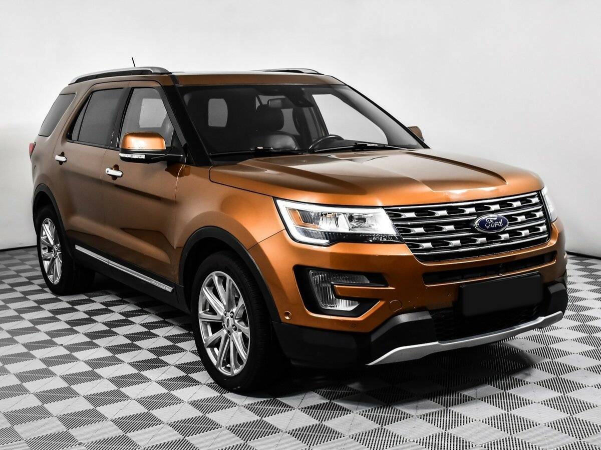 Ford Explorer 2018 года с пробегом. Фото: #2