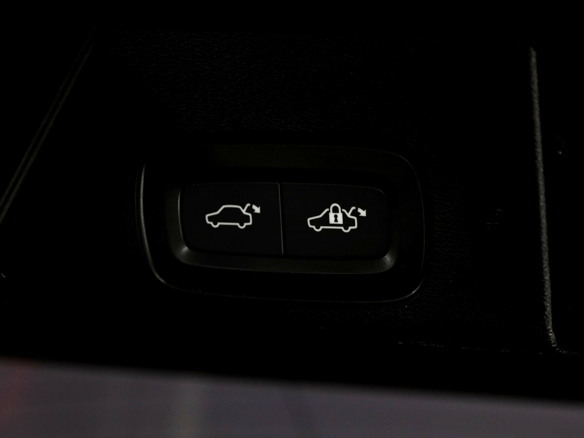 Volvo XC60 2019 года с пробегом. Фото: #23