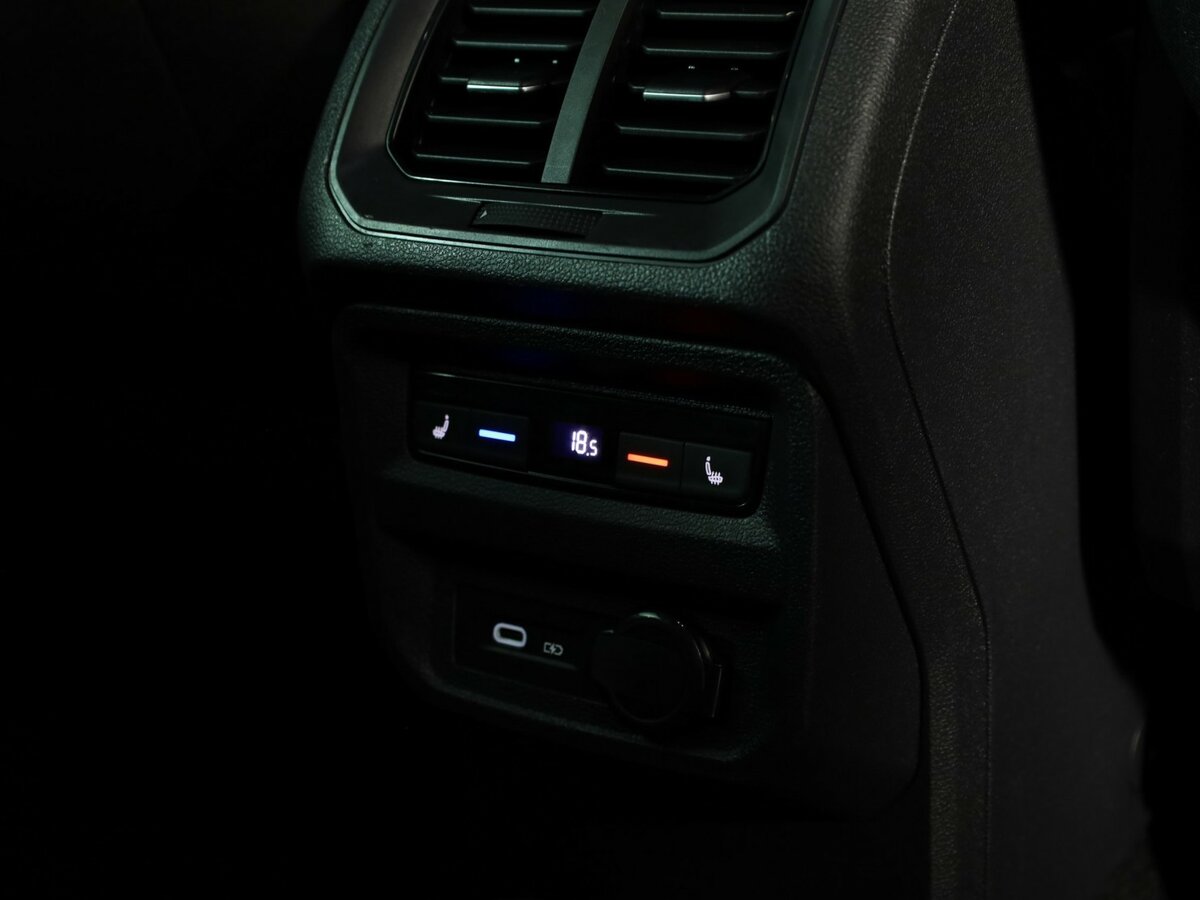 Volkswagen Tiguan 2021 года с пробегом. Фото: #13