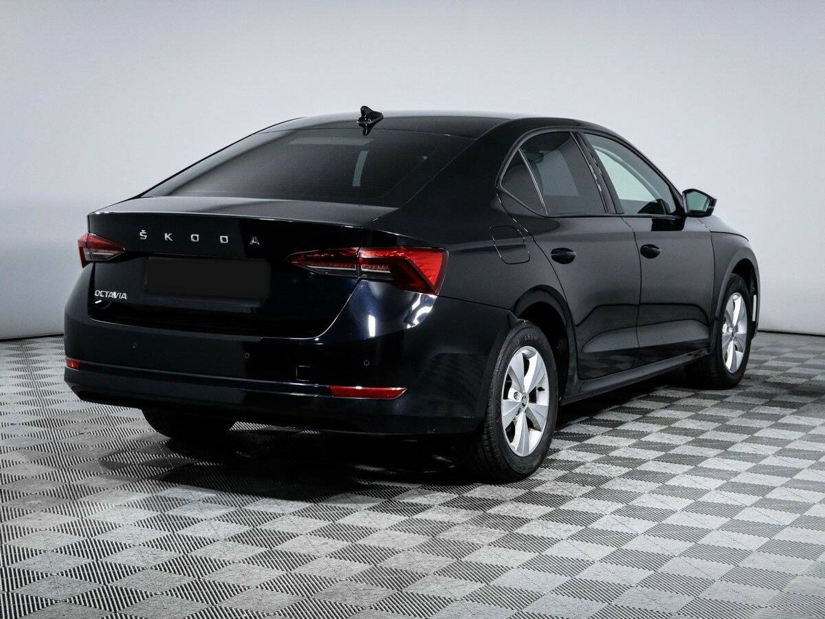 Skoda Octavia 2020 года с пробегом. Фото: #3