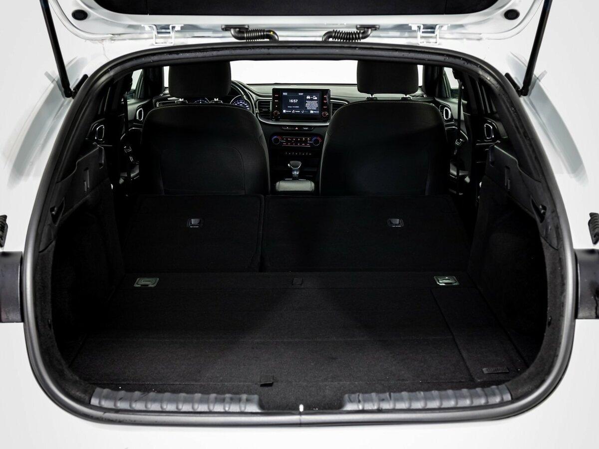 Kia Proceed 2021 года с пробегом. Фото: #27