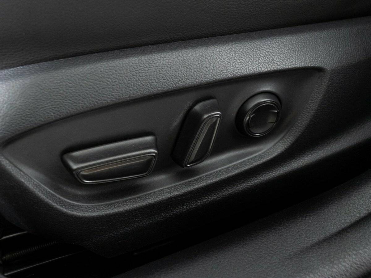 Toyota Camry 2021 года с пробегом. Фото: #15