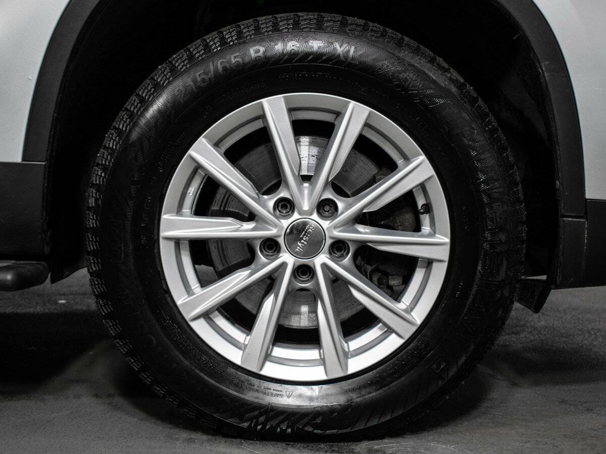 Б/У Фольксваген Тигуан 2013 года. Фото: #15