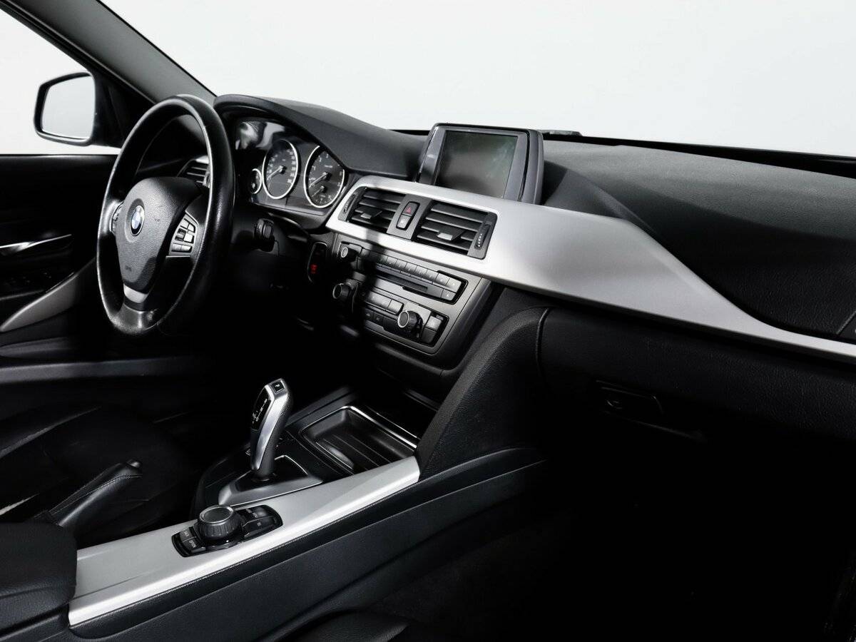 BMW 3 серии 2013 года с пробегом. Фото: #6