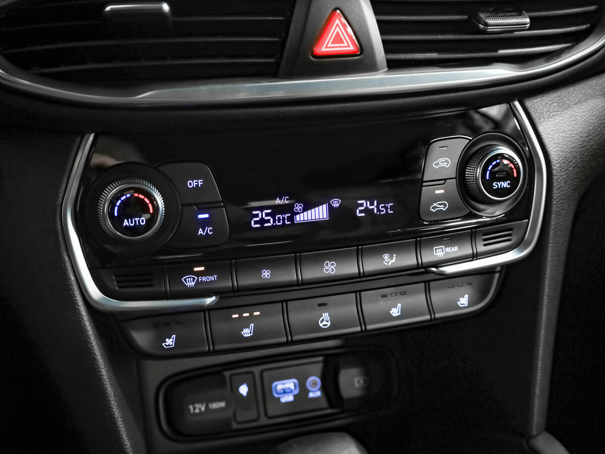 Hyundai Santa Fe 2020 года с пробегом. Фото: #18