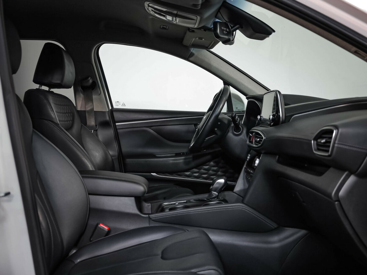 Hyundai Santa Fe 2020 года с пробегом. Фото: #23