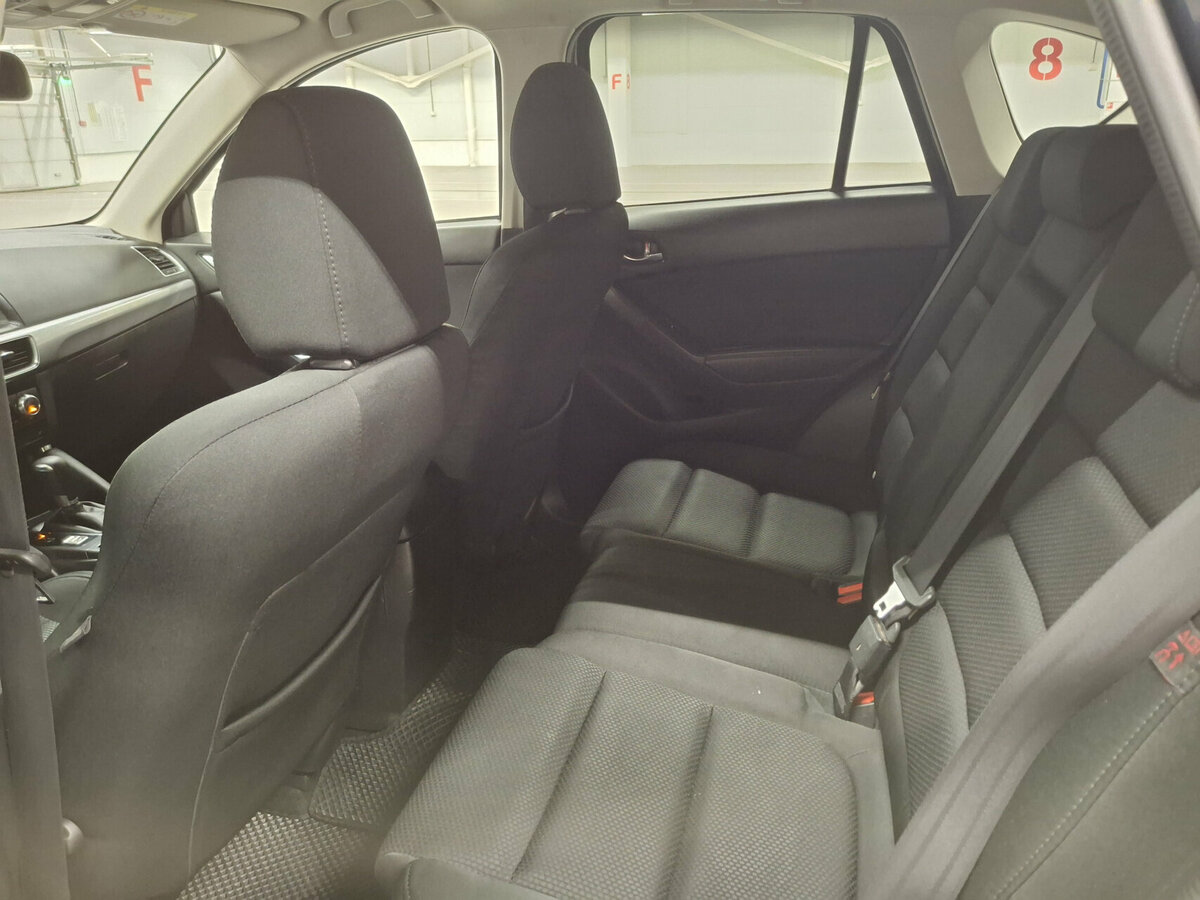 Б/У Мазда Ц-Икс-5 2016 года. Фото: #11