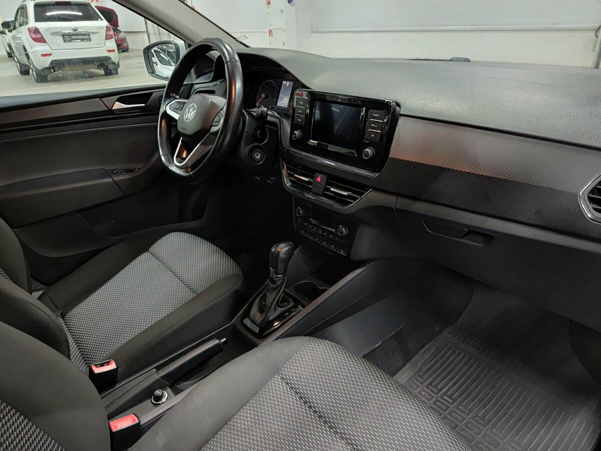 Б/У Фольксваген Поло 2021 года. Фото: #10