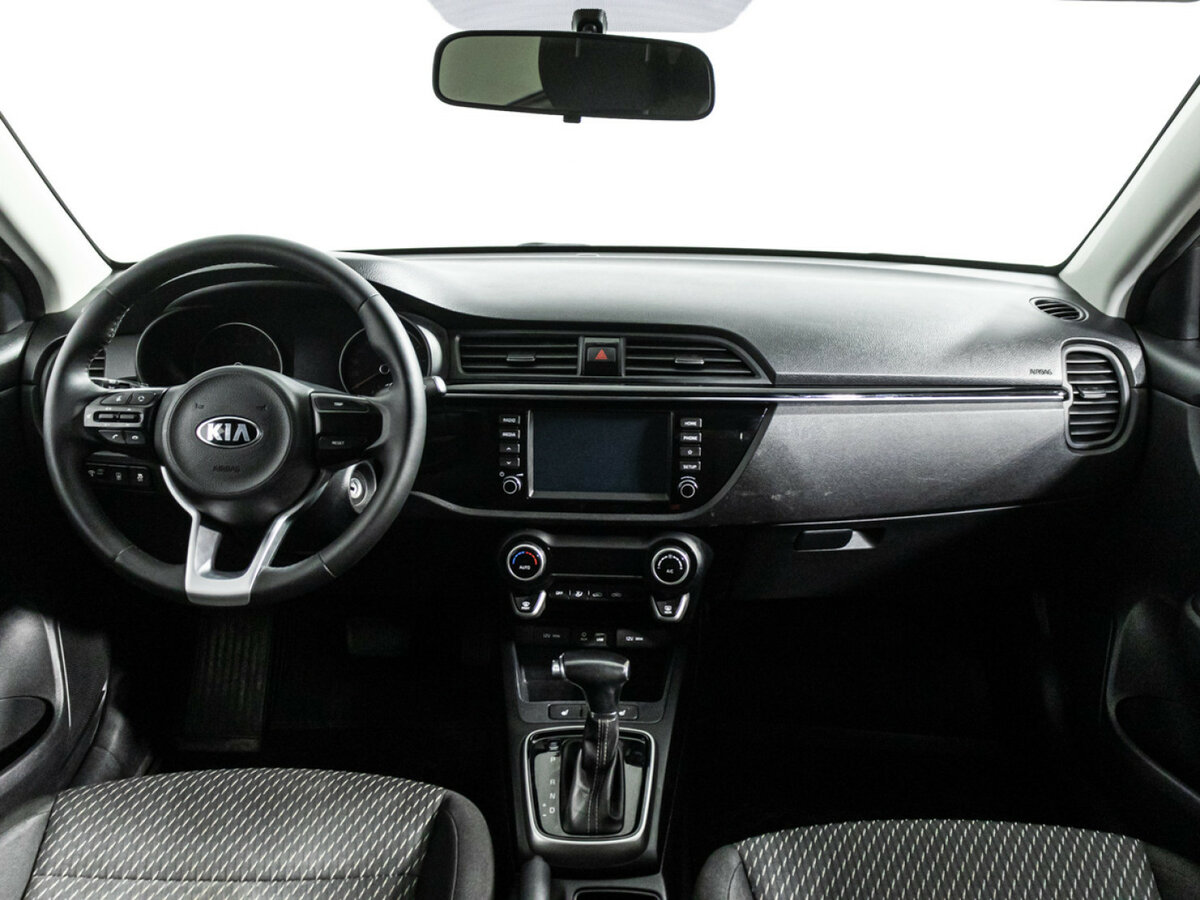 Б/У Киа Рио 2018 года. Фото: #12