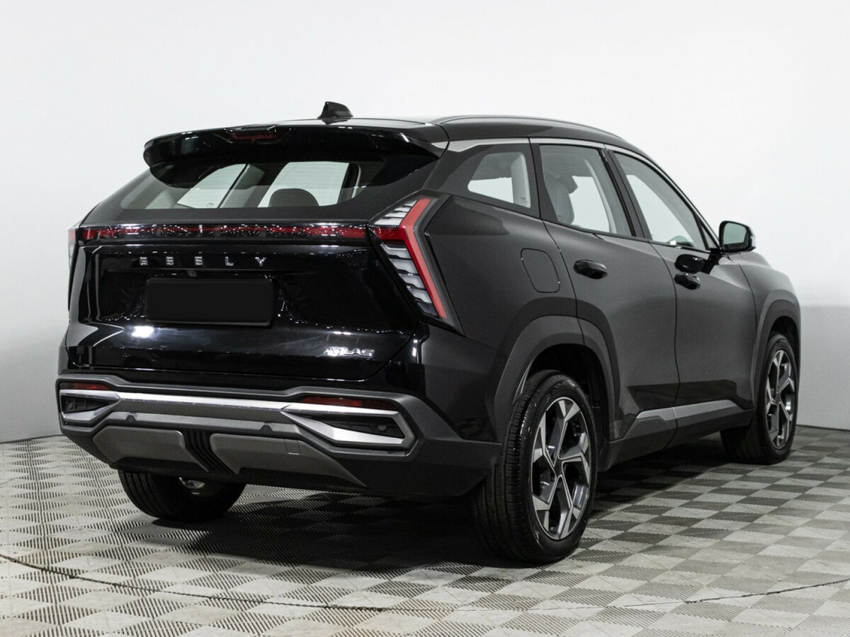 Geely Atlas 2023 года с пробегом. Фото: #3