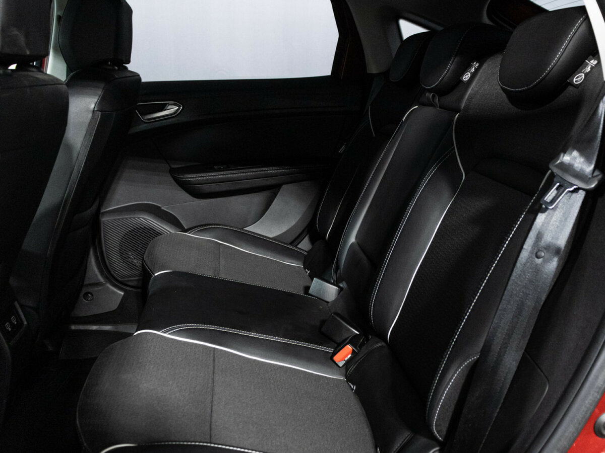 Renault Arkana 2021 года с пробегом. Фото: #8