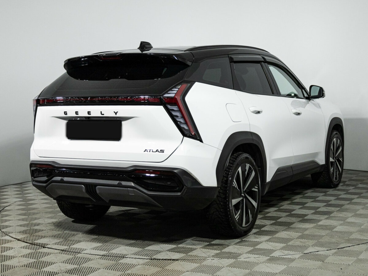 Geely Atlas 2024 года с пробегом. Фото: #4