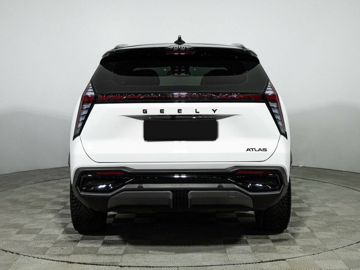 Geely Atlas 2024 года с пробегом. Фото: #5