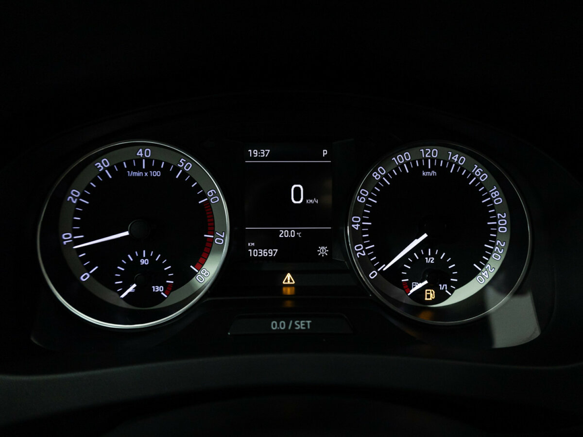 Б/У Шкода Рапид 2016 года. Фото: #11