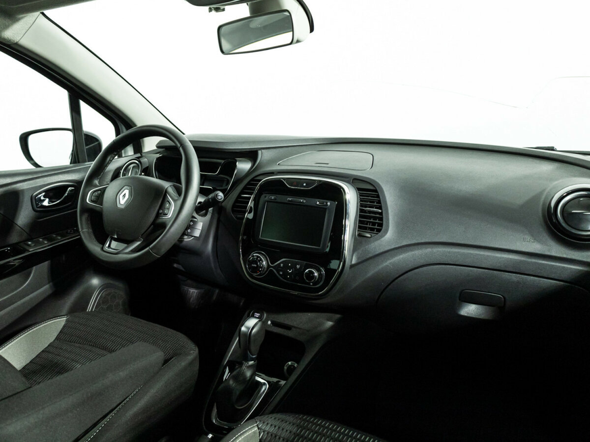 Renault Kaptur 2019 года с пробегом. Фото: #8
