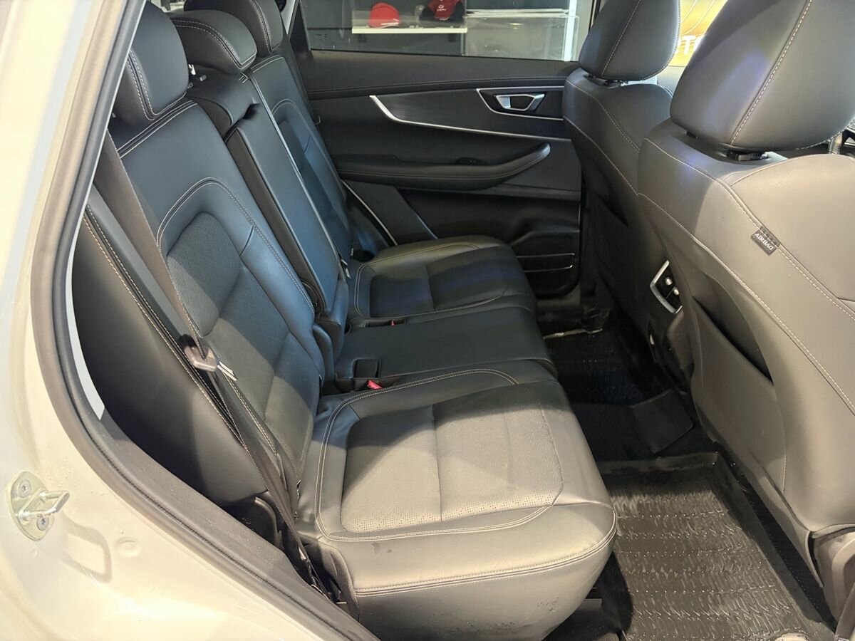 Chery Tiggo 8 2023 года с пробегом. Фото: #13