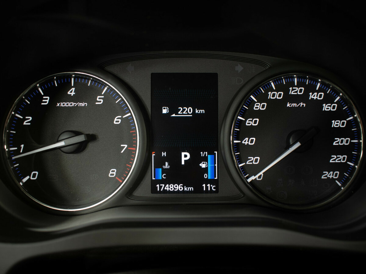 Б/У Митсубиши Оутлэндер 2018 года. Фото: #11