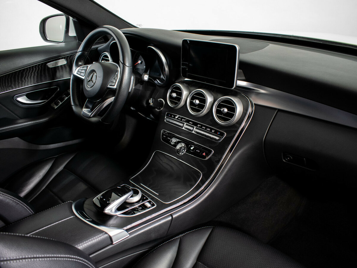 Mercedes-Benz C-Класс 2017 года с пробегом. Фото: #9