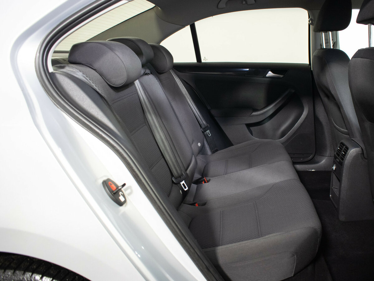 Б/У Фольксваген Джетта 2012 года. Фото: #8