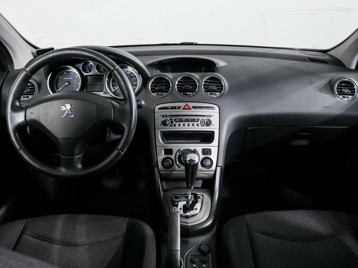 Peugeot 408 2012 года с пробегом. Фото: #10