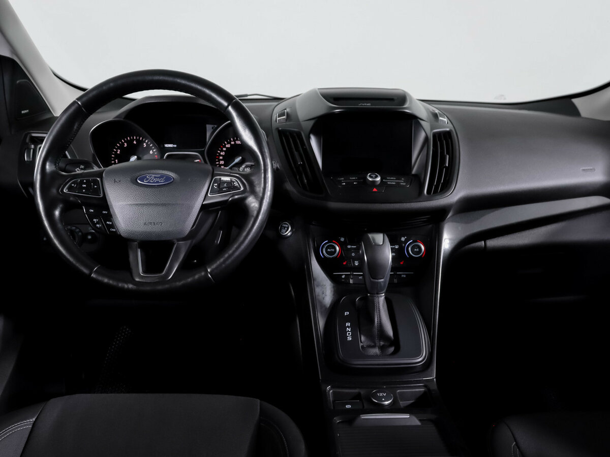 Б/У Форд Куга 2017 года. Фото: #11