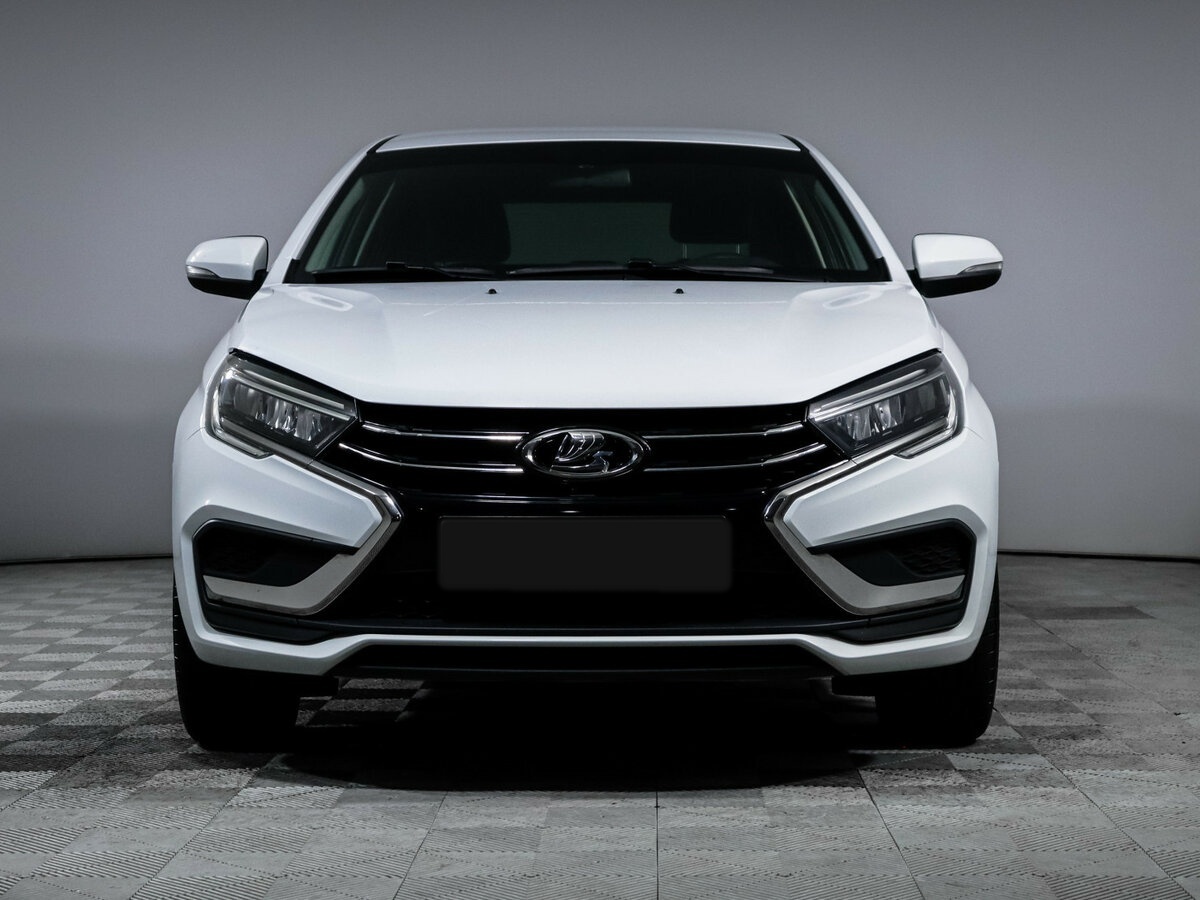 Lada (ВАЗ) Vesta 2023 года с пробегом. Фото: #1