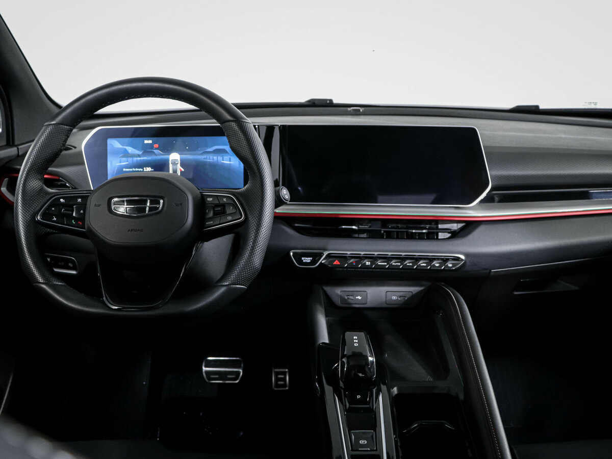 Geely Coolray 2024 года с пробегом. Фото: #8