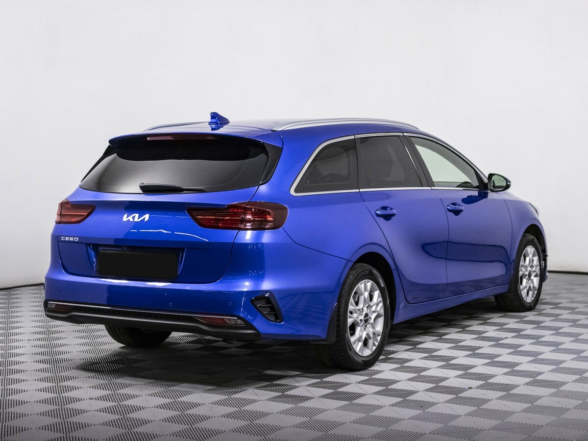 Kia Ceed 2021 года с пробегом. Фото: #3