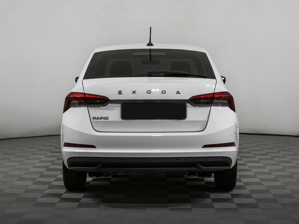 Б/У Шкода Рапид 2021 года. Фото: #4