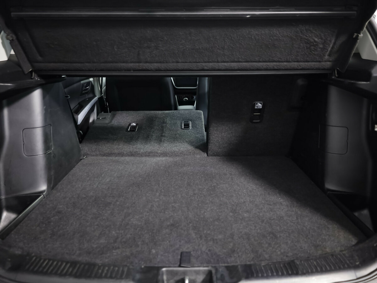 Б/У Сузуки С-Икс4 2017 года. Фото: #20