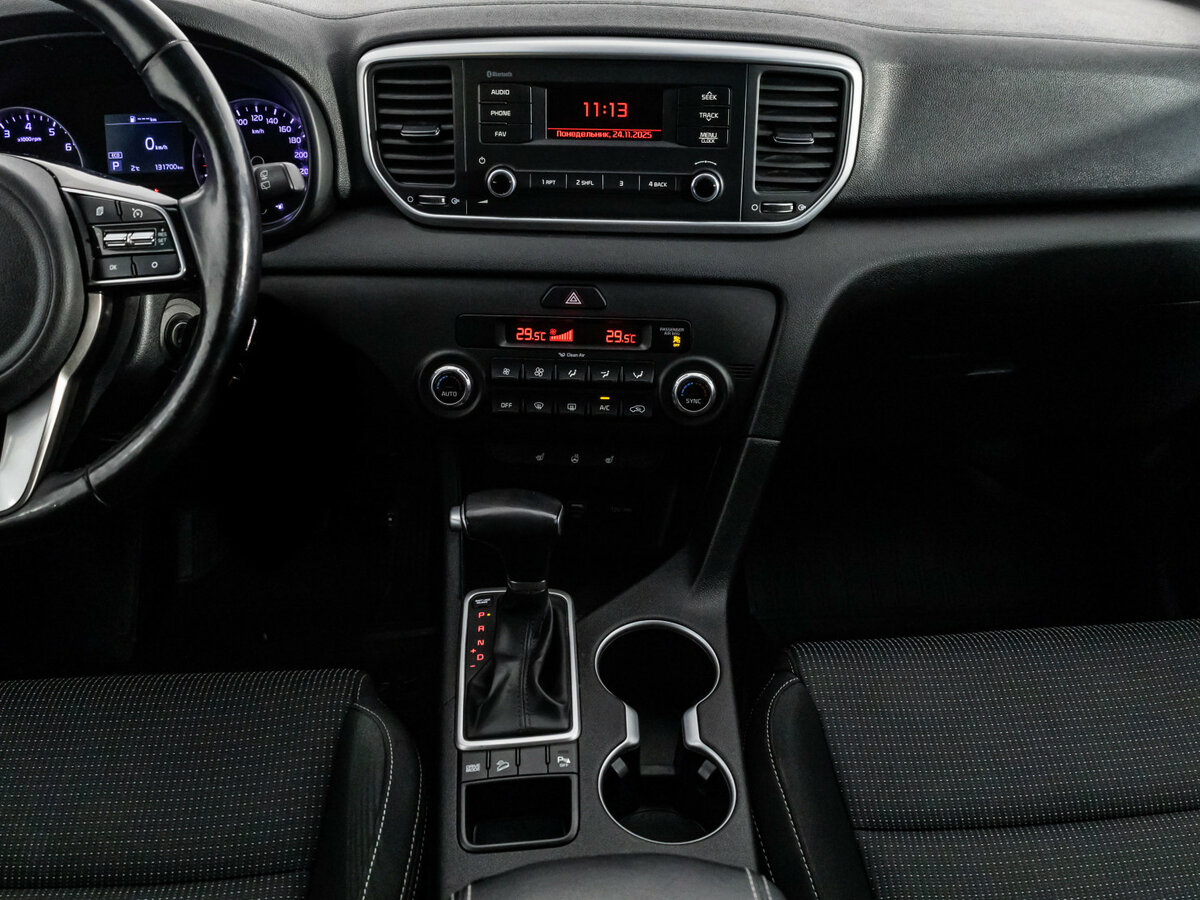 Б/У Киа Спортейдж 2018 года. Фото: #11