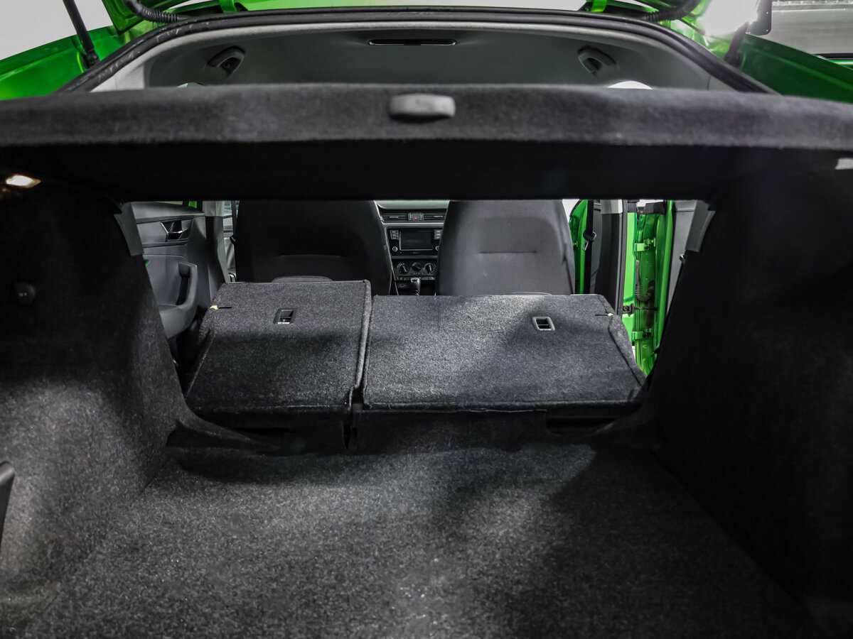 Skoda Rapid 2018 года с пробегом. Фото: #20