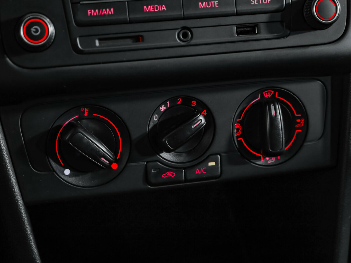 Volkswagen Polo 2018 года с пробегом. Фото: #11