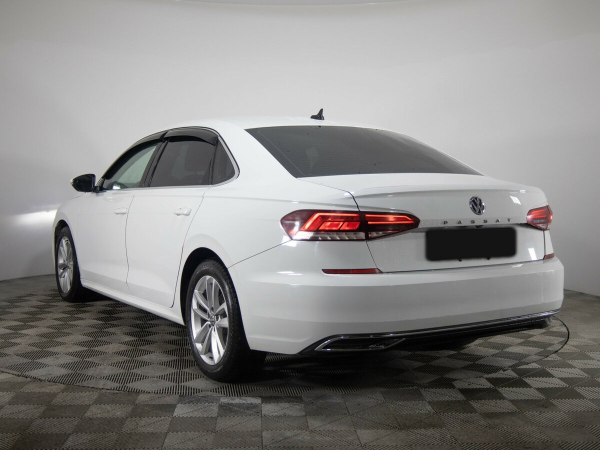 Volkswagen Passat 2020 года с пробегом. Фото: #5