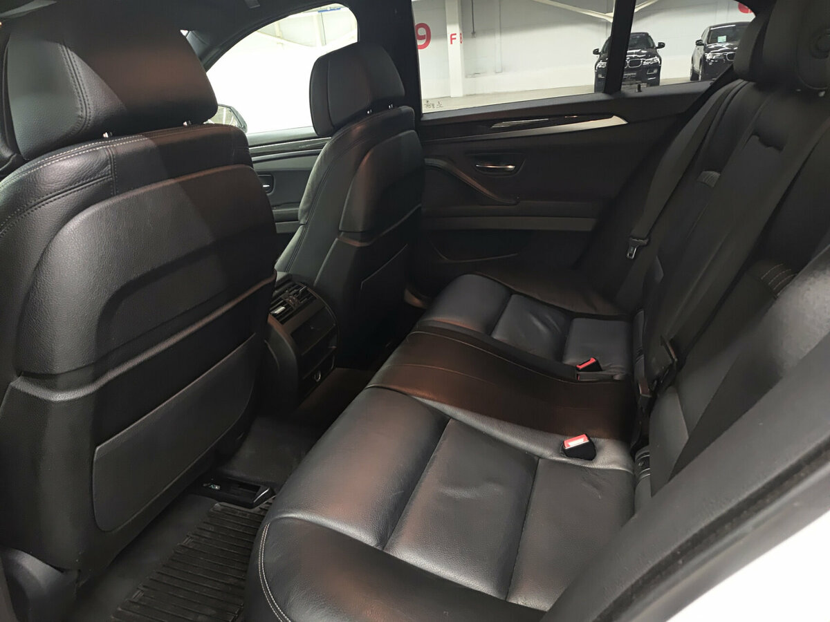 BMW 5 серии 2016 года с пробегом. Фото: #11