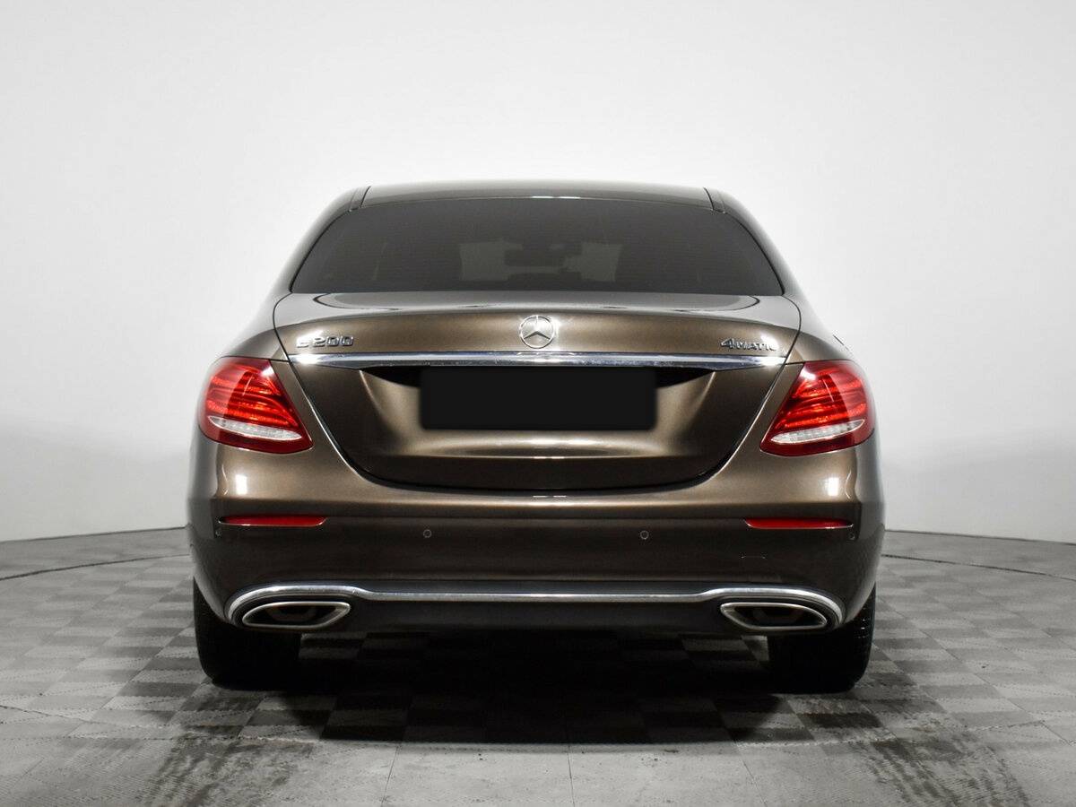 Mercedes-Benz E-Класс 2016 года с пробегом. Фото: #4