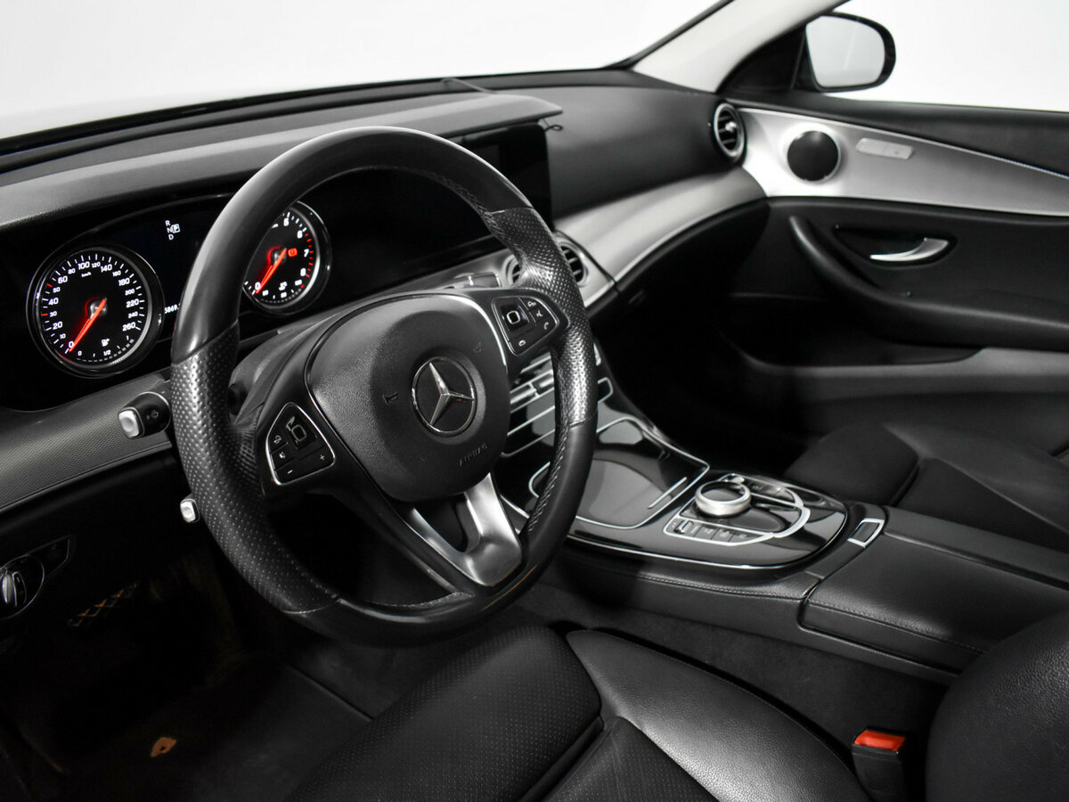 Mercedes-Benz E-Класс 2016 года с пробегом. Фото: #6